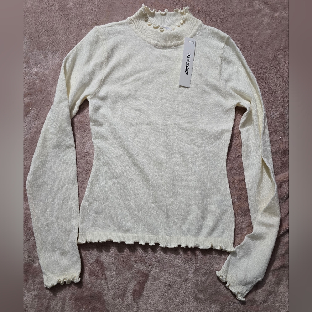 The Workshop Reversible Mock Neck Long Sleeve Top In Ivory M
